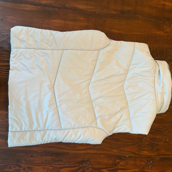 Reversible Reebok vest - Picture 2 of 6